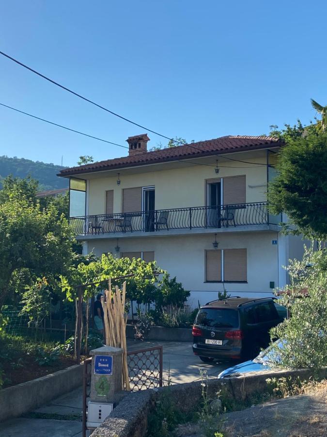 Apartmani Zdenka Pobri Opatija Exterior photo